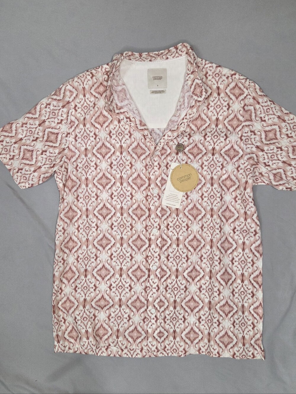 Common People Ikat Coral Diamond Revere Collar SS Shirt NWT